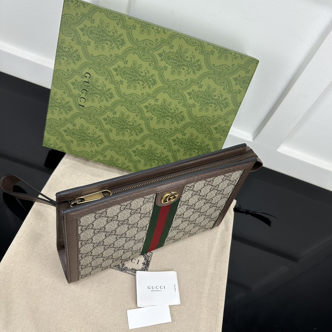 Gucci Clutch Bags